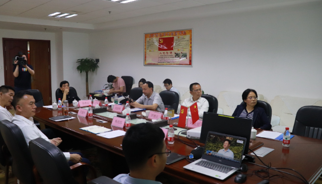 湖南省委兩新工委專(zhuān)職副書(shū)記羅纘吉一行蒞臨北斗微芯調(diào)研黨建工作